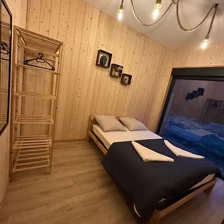 Ancienne Ecole Avec Jacuzzi Prive * 제라르메르