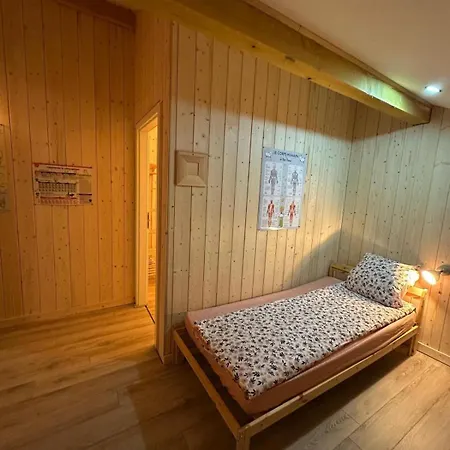 Appartement Ancienne Ecole Avec Jacuzzi Prive Gérardmer