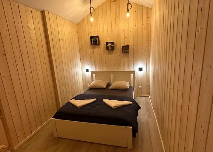 Ancienne Ecole Avec Jacuzzi Prive * 제라르메르